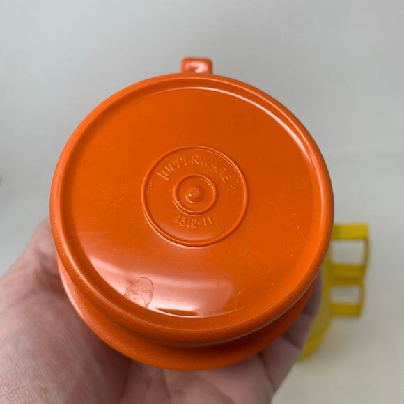 Vintage Tupperware Made In USA 4pc Cup Set - Picture 5 of 6